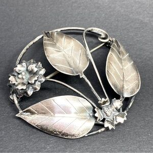 Vintage Sterling Silver Floral Brooch